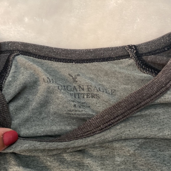 Geometric Pattern T-Shirt - Picture 5 of 6